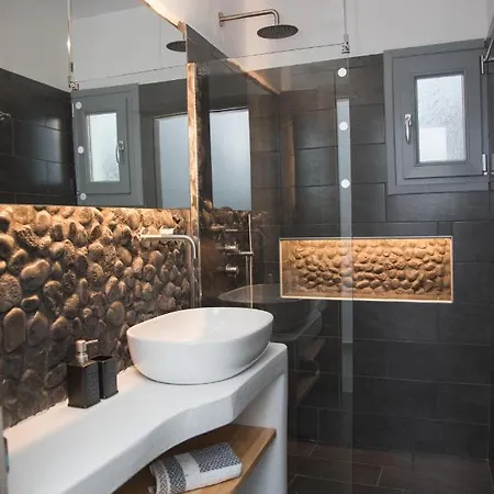 Eunoia شقة ثيرا