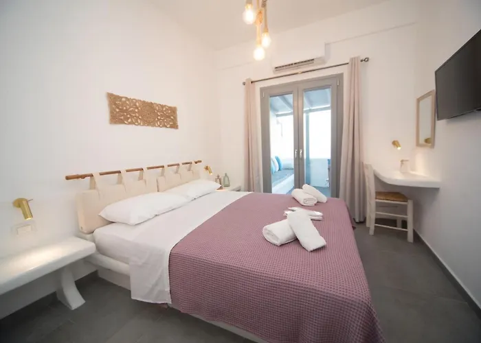 Eunoia Fira (Santorini)