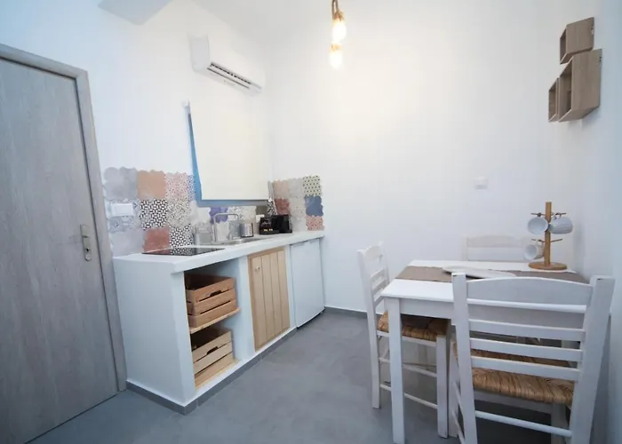 Appartement Eunoia Firá